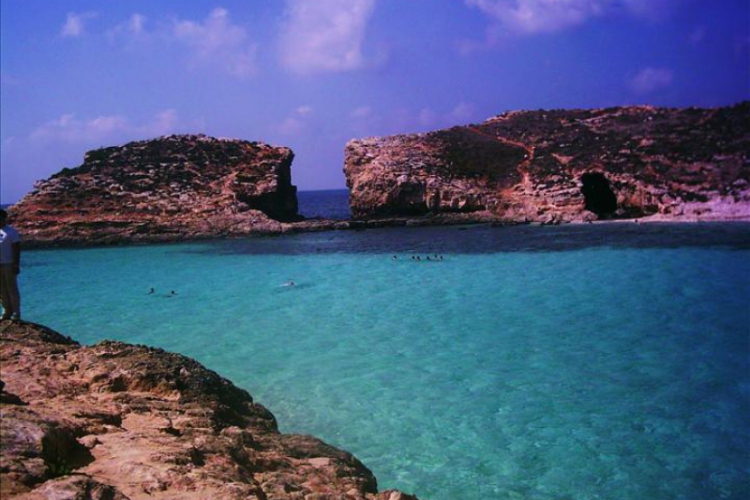 Błękitna Laguna na Comino